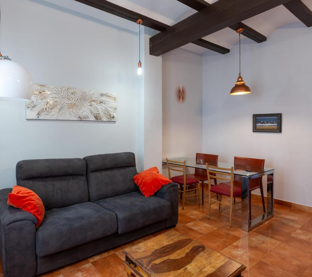 Cozy Apartment Near The Center, Torres De Serrano Valencia Exterior photo