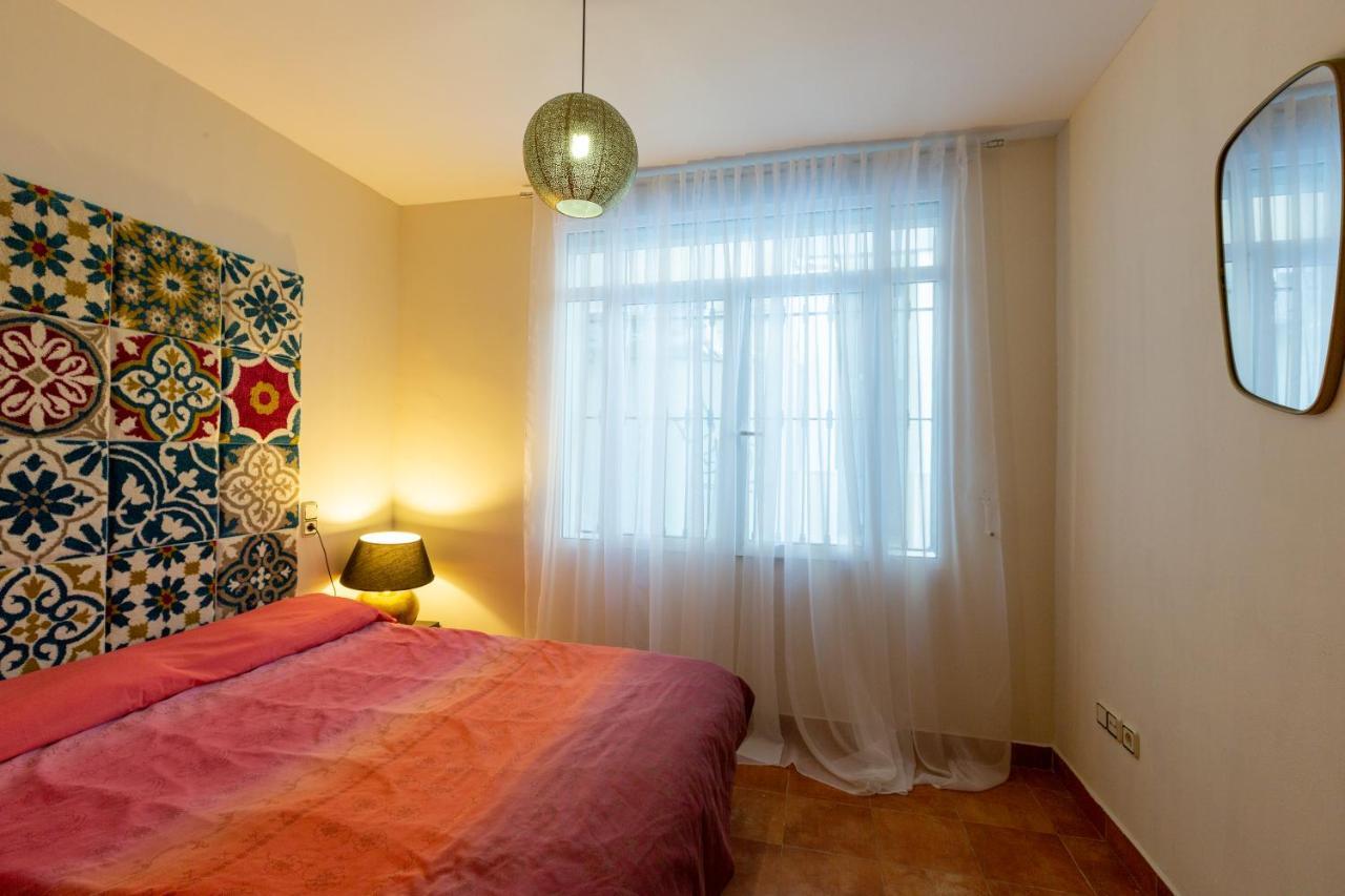 Cozy Apartment Near The Center, Torres De Serrano Valencia Exterior photo